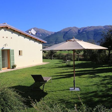 Agriturismo La Cascina Di Opaco ノルチャ エクステリア 写真