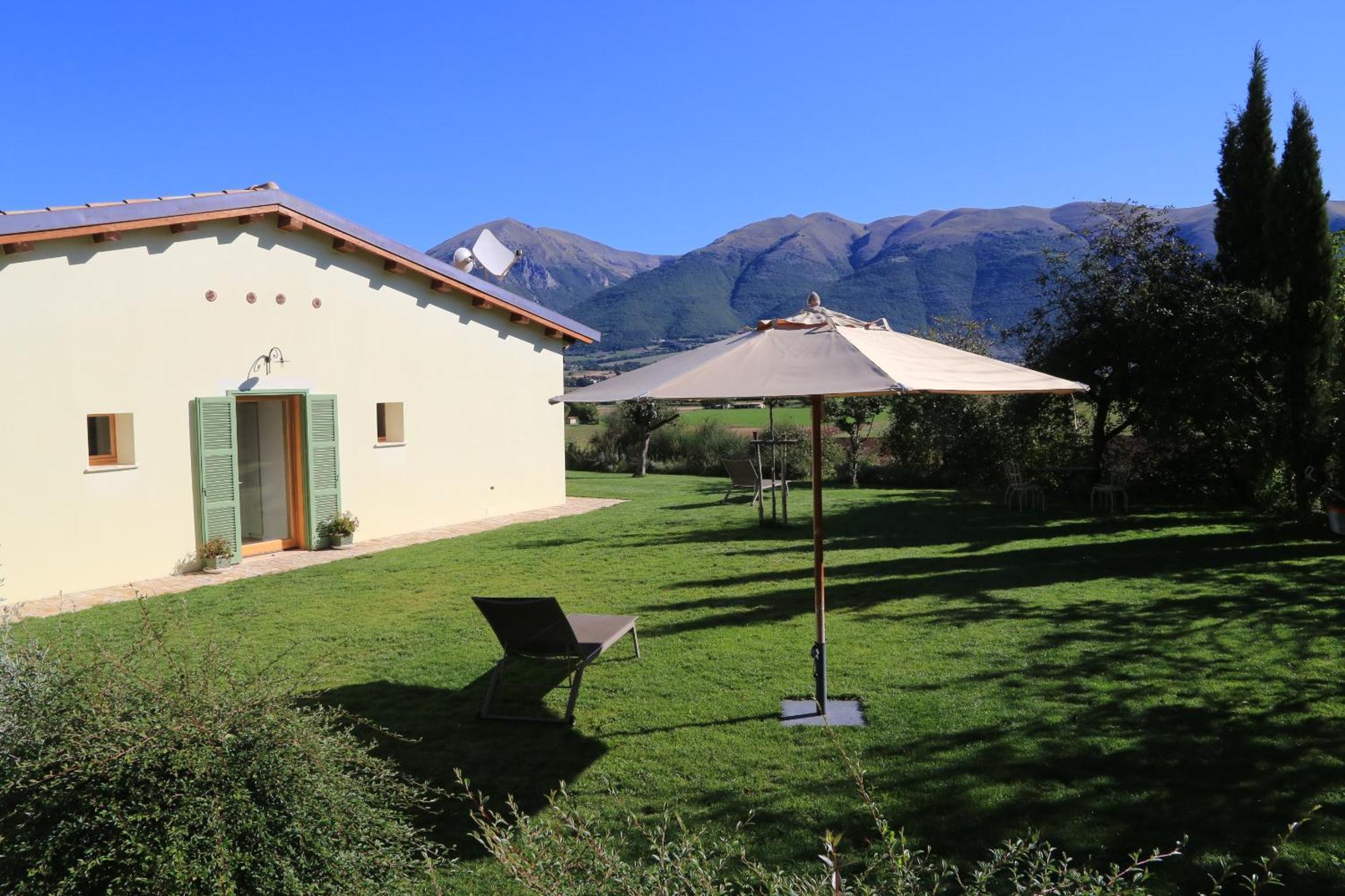 Agriturismo La Cascina Di Opaco ノルチャ エクステリア 写真